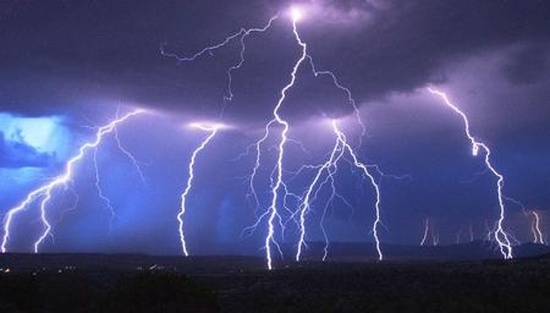 Tormenta Eléctrica